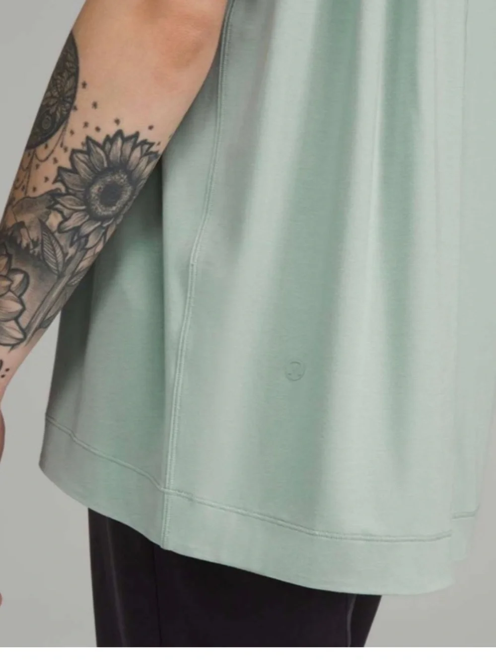 Lululemon Modal Pleated Shoulder Tank Top Size 10